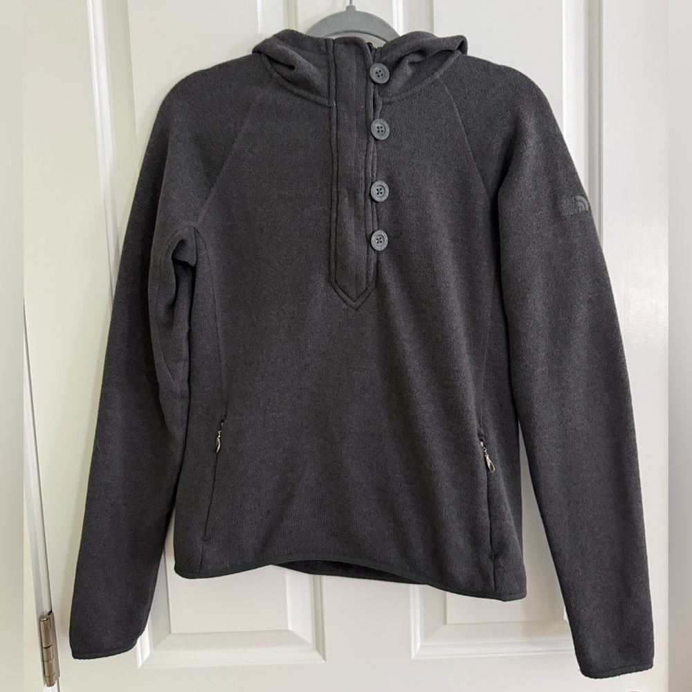 The North Face Hooded Sweater with
Button Detail Womens Medium Charcoal Gray